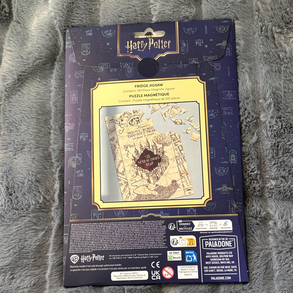 Harry Potter Marauder's Map Magnetic Puzzle - Picture 2 of 5